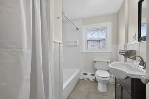 75 Forest Park Drive Nashua NH 03060