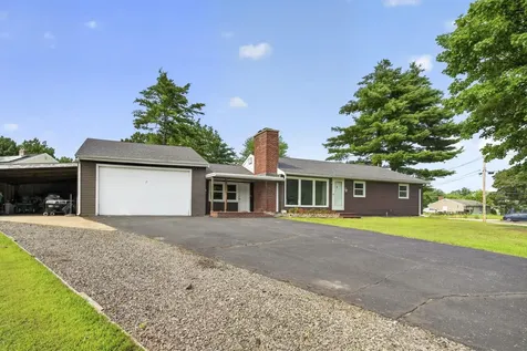 75 Forest Park Drive Nashua NH 03060