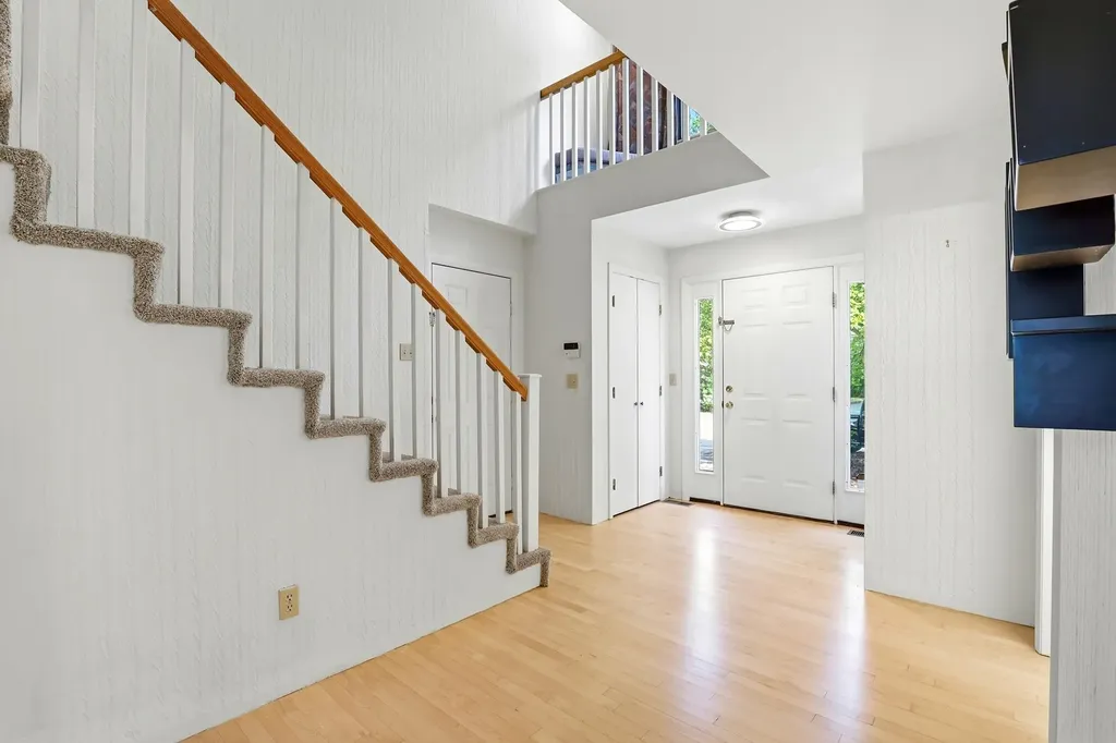 365 Kearney Circle Manchester NH 03104