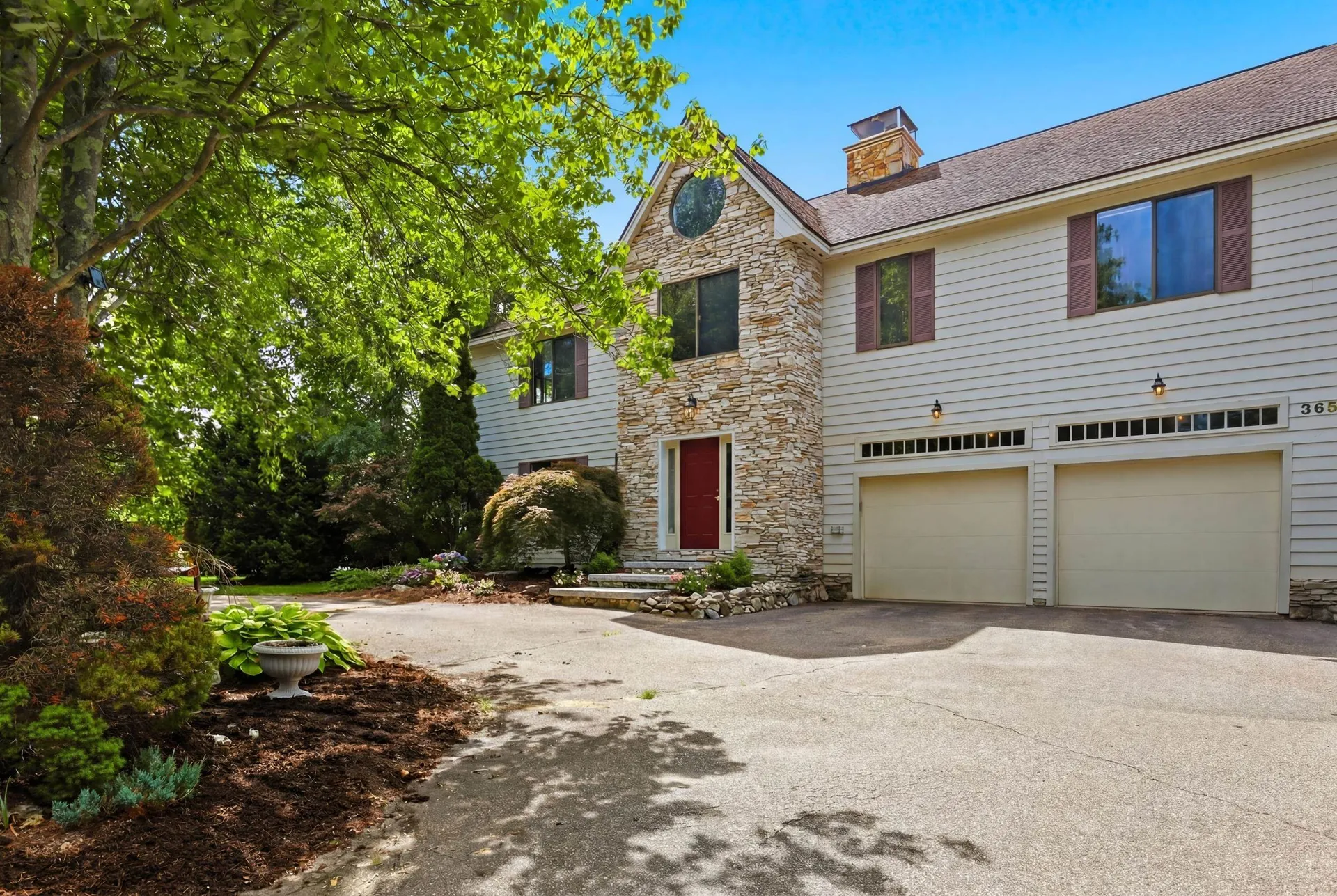 365 Kearney Circle Manchester NH 03104