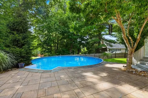 365 Kearney Circle Manchester NH 03104