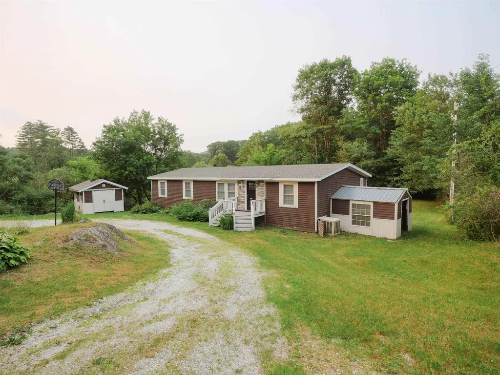 5190 Whipple Hollow Road Pittsford VT 05744