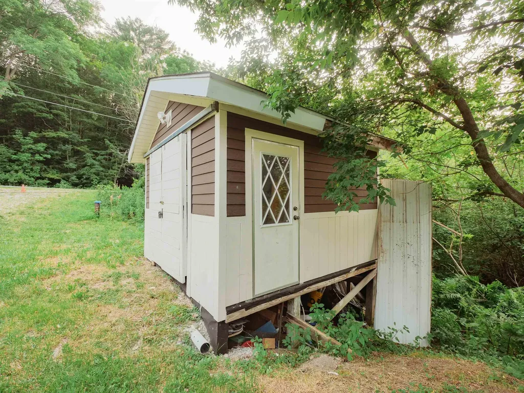 5190 Whipple Hollow Road Pittsford VT 05744