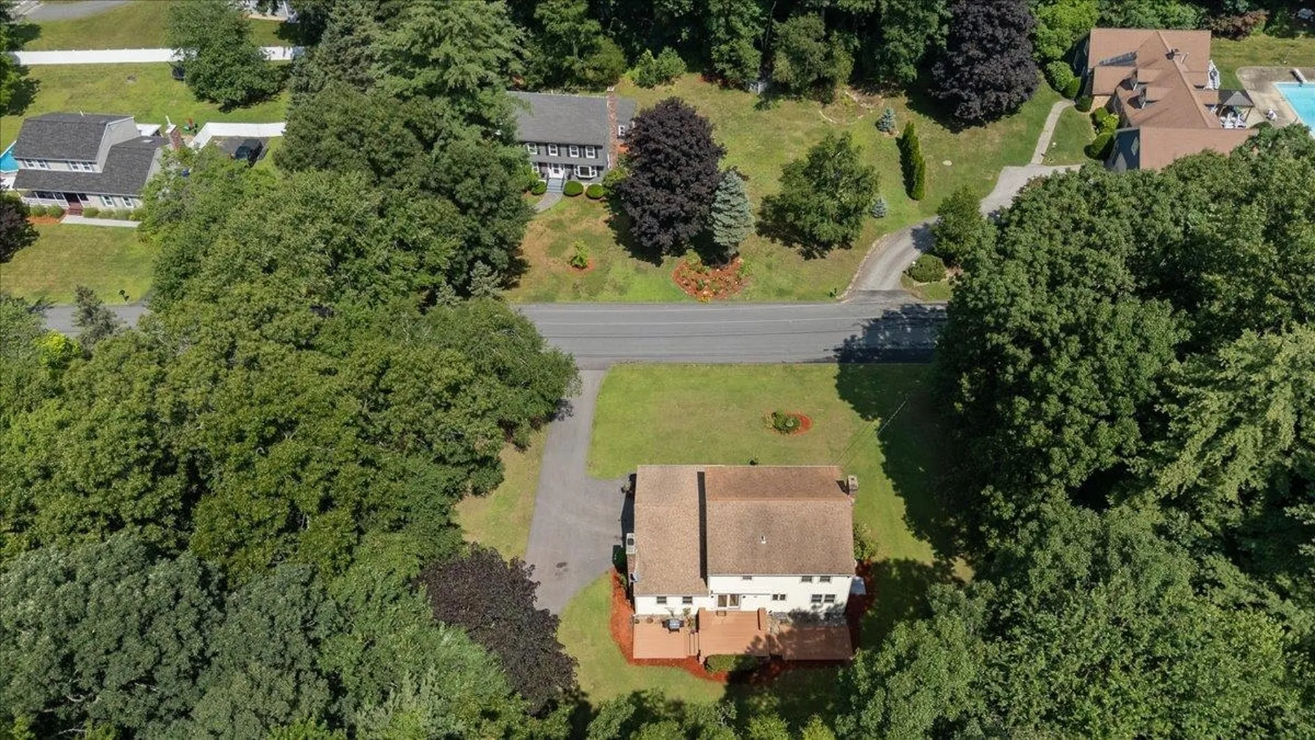 5 Plaza Avenue Hudson NH 03051