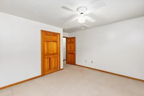 5 Plaza Avenue Hudson NH 03051