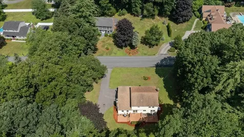 5 Plaza Avenue Hudson NH 03051