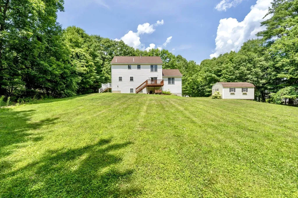 44 Wallingford Road Milford NH 03055