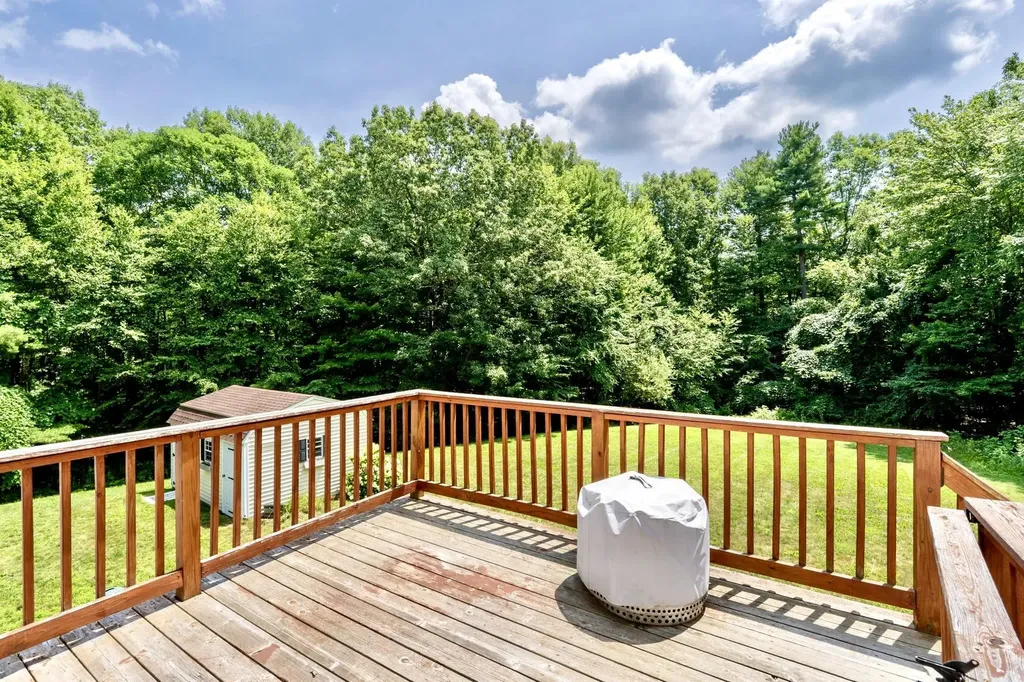 44 Wallingford Road Milford NH 03055