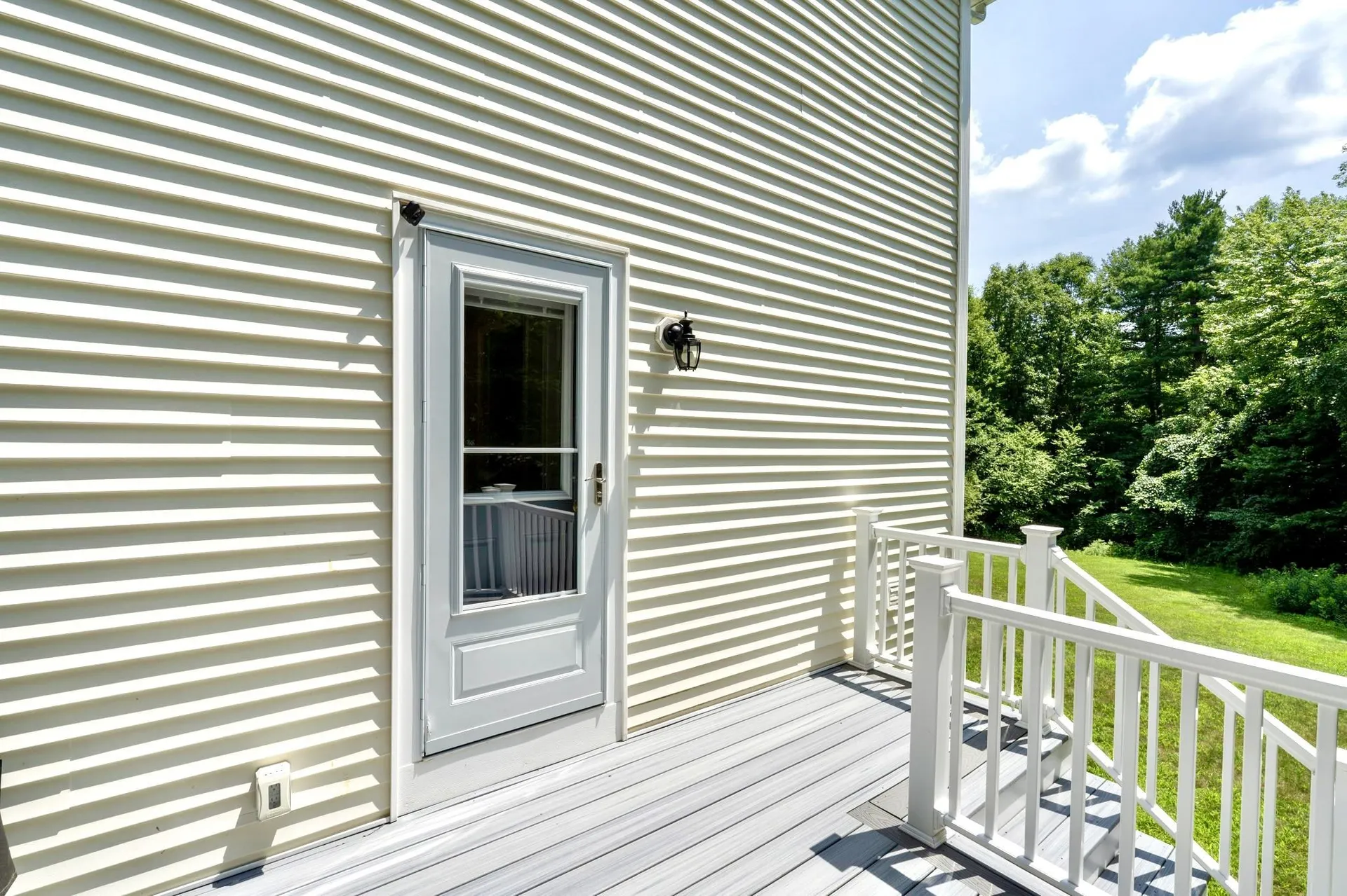 44 Wallingford Road Milford NH 03055