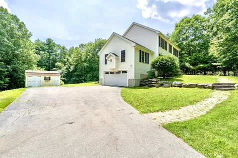 44 Wallingford Road Milford NH 03055