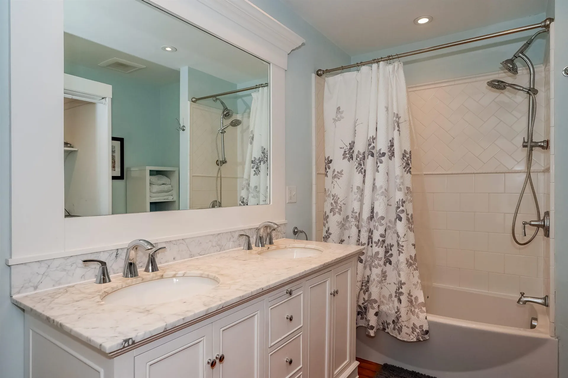 46 Dennett Street Portsmouth NH 03801