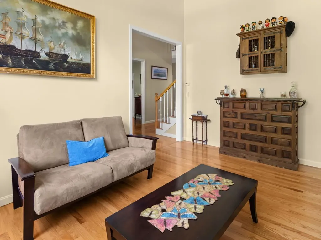 8 Lida Drive Essex VT 05452