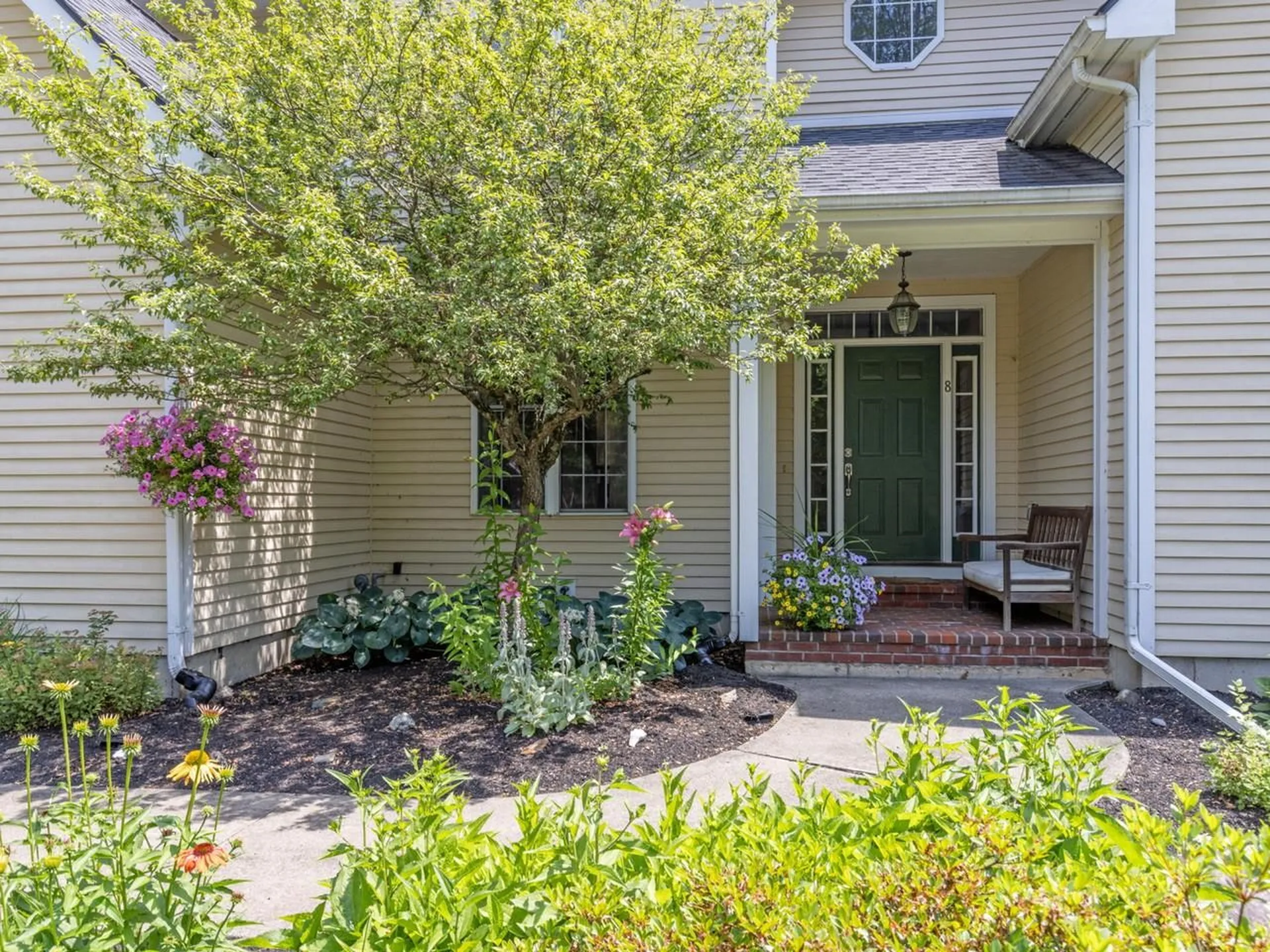 8 Lida Drive Essex VT 05452