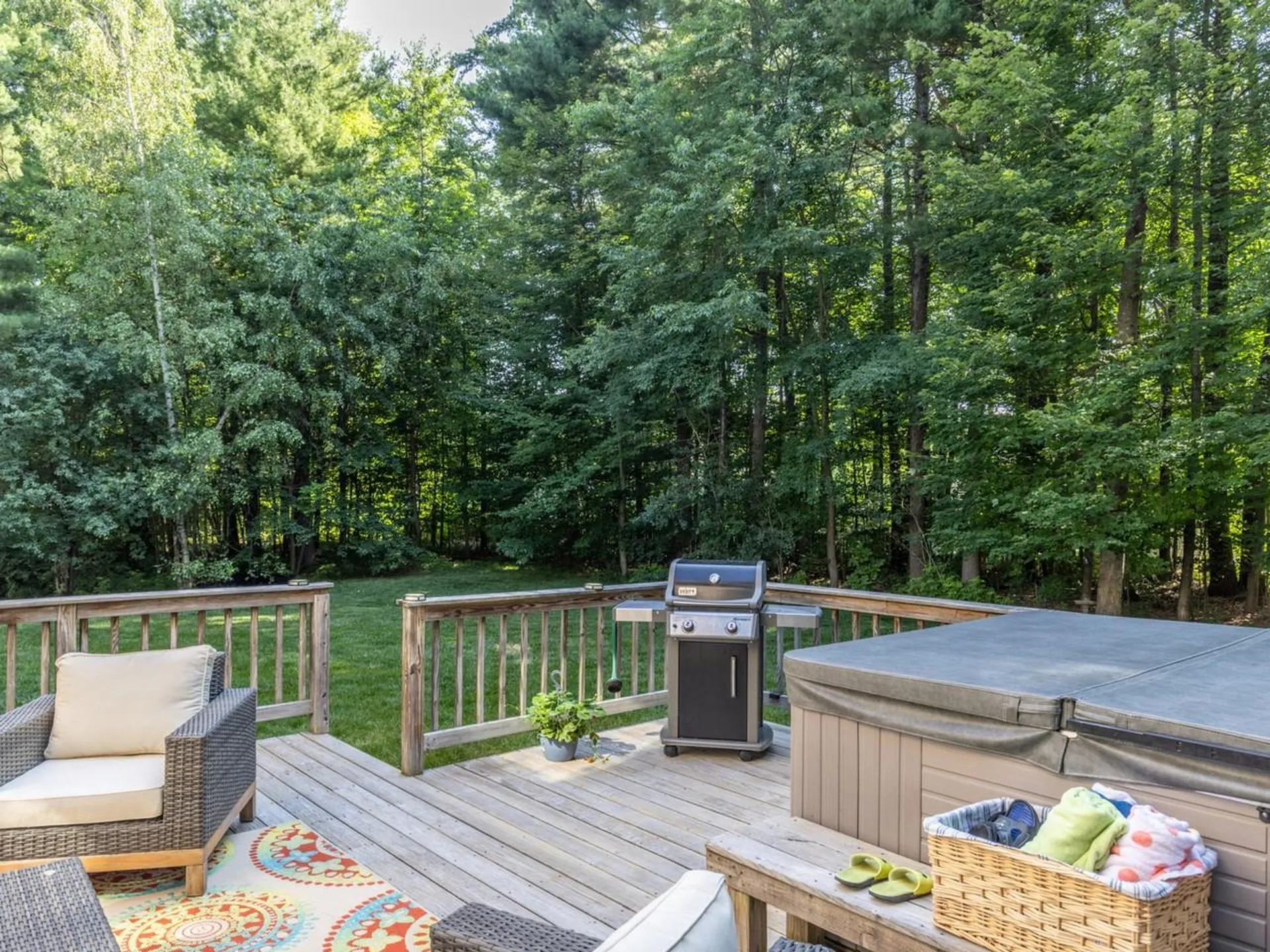 8 Lida Drive Essex VT 05452