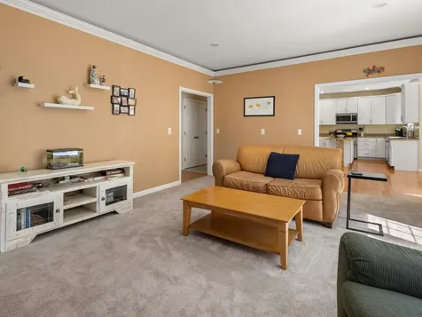 8 Lida Drive Essex VT 05452