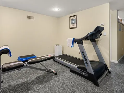 8 Lida Drive Essex VT 05452