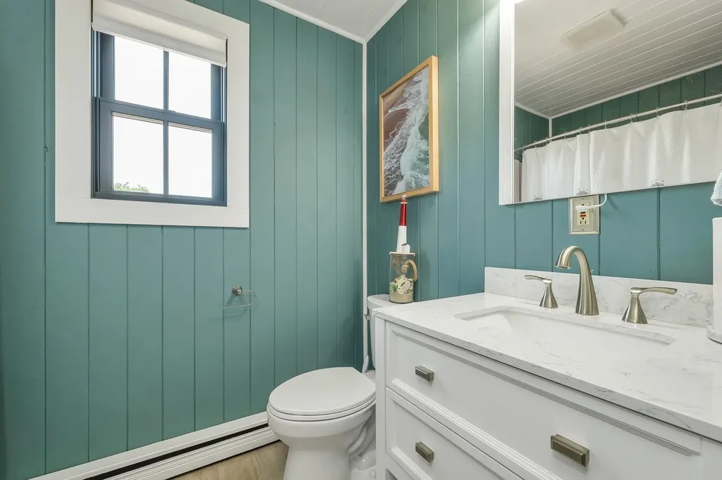 214 Middle Road Tuftonboro NH 03816