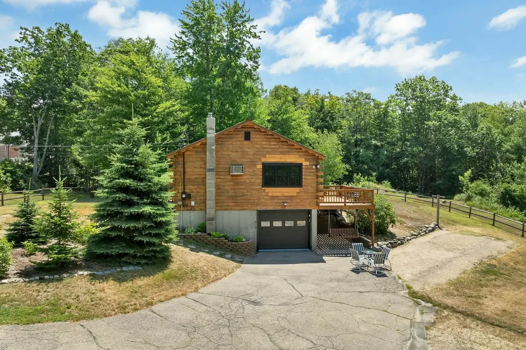 214 Middle Road Tuftonboro NH 03816