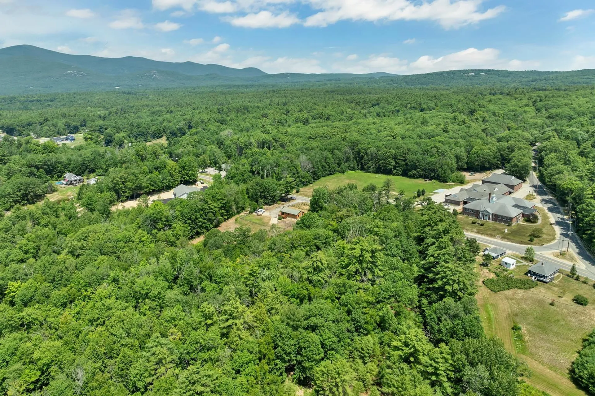 214 Middle Road Tuftonboro NH 03816