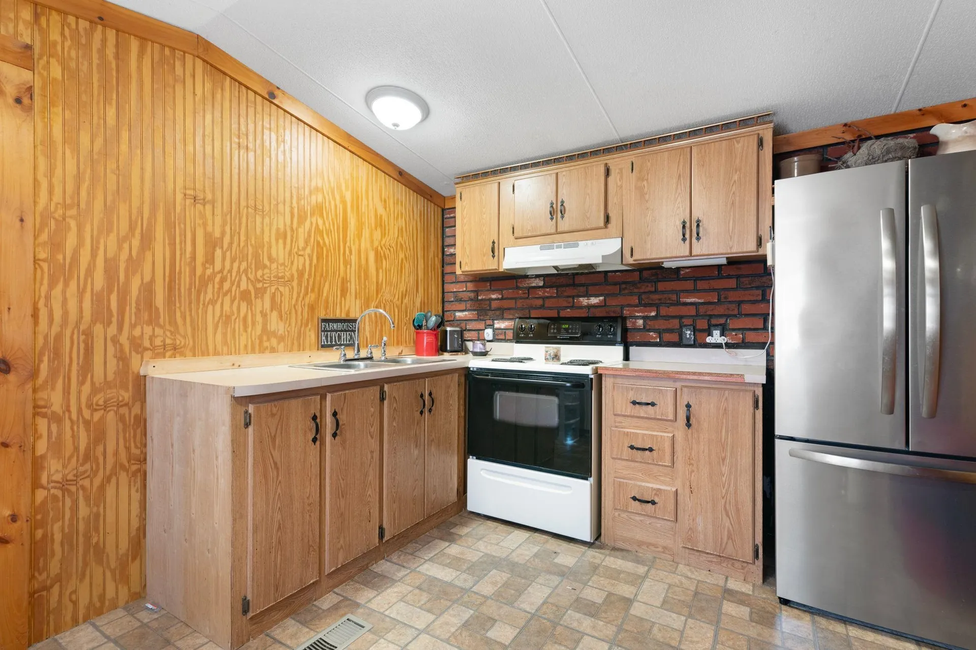 38 Pine Street Hinsdale NH 03451