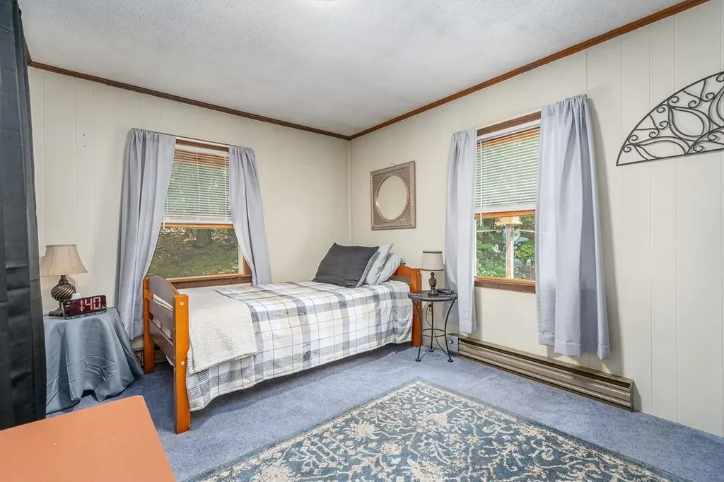 18 Lady Slipper Lane Barrington NH 03825