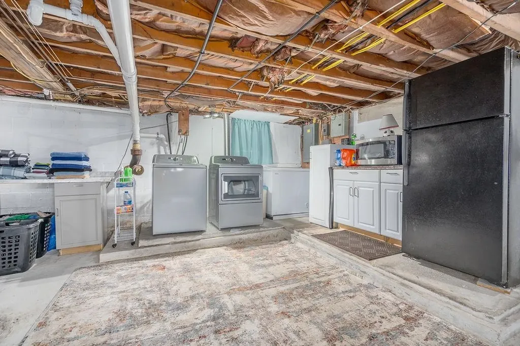 18 Lady Slipper Lane Barrington NH 03825