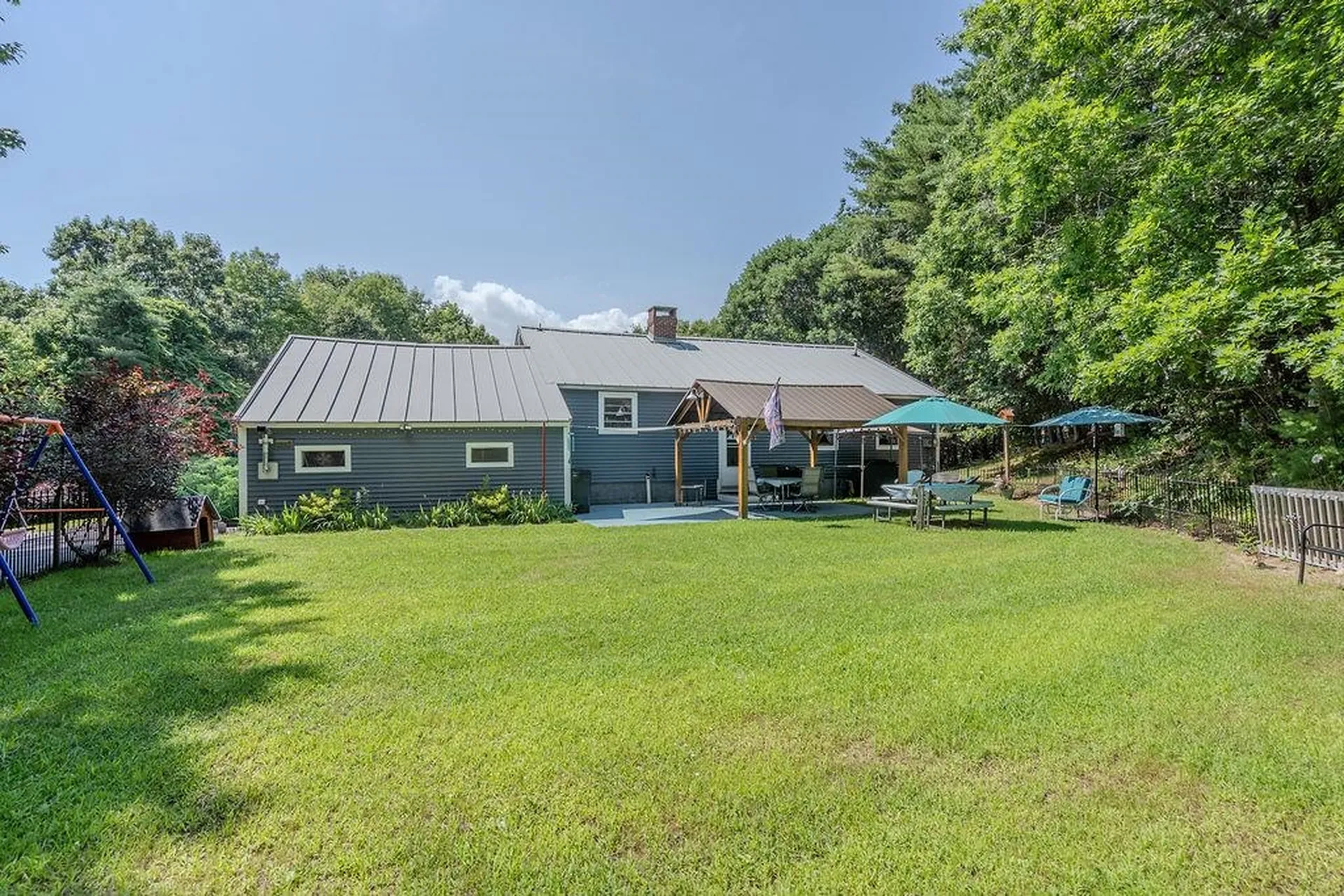 18 Lady Slipper Lane Barrington NH 03825
