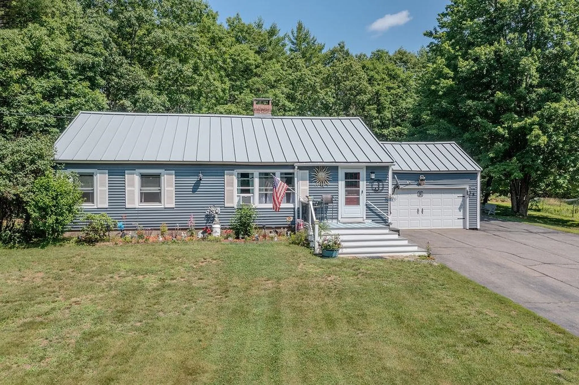 18 Lady Slipper Lane Barrington NH 03825