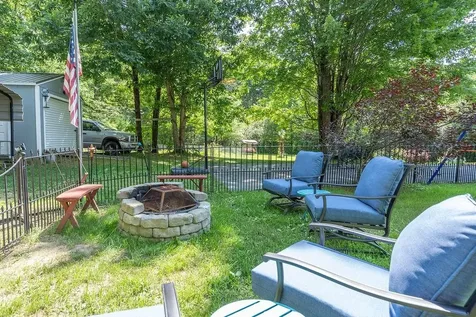 18 Lady Slipper Lane Barrington NH 03825