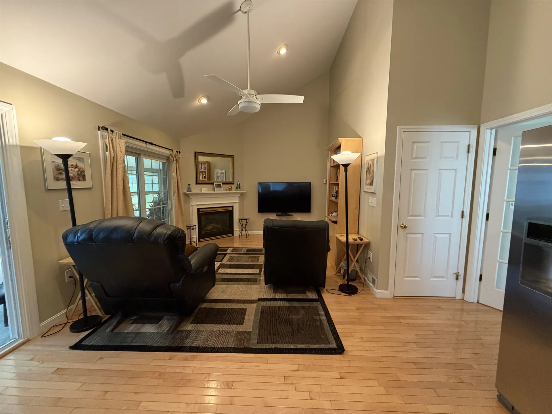 12 Twin Pond Circle Exeter NH 03833