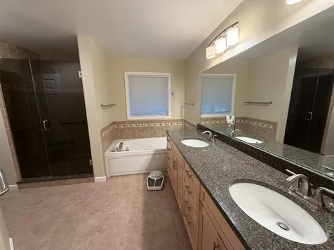12 Twin Pond Circle Exeter NH 03833