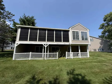 12 Twin Pond Circle Exeter NH 03833