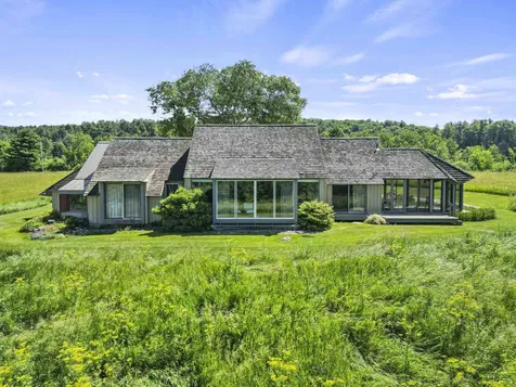 1996 North Pownal Road Pownal VT 05260