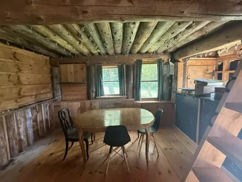 1996 North Pownal Road Pownal VT 05260