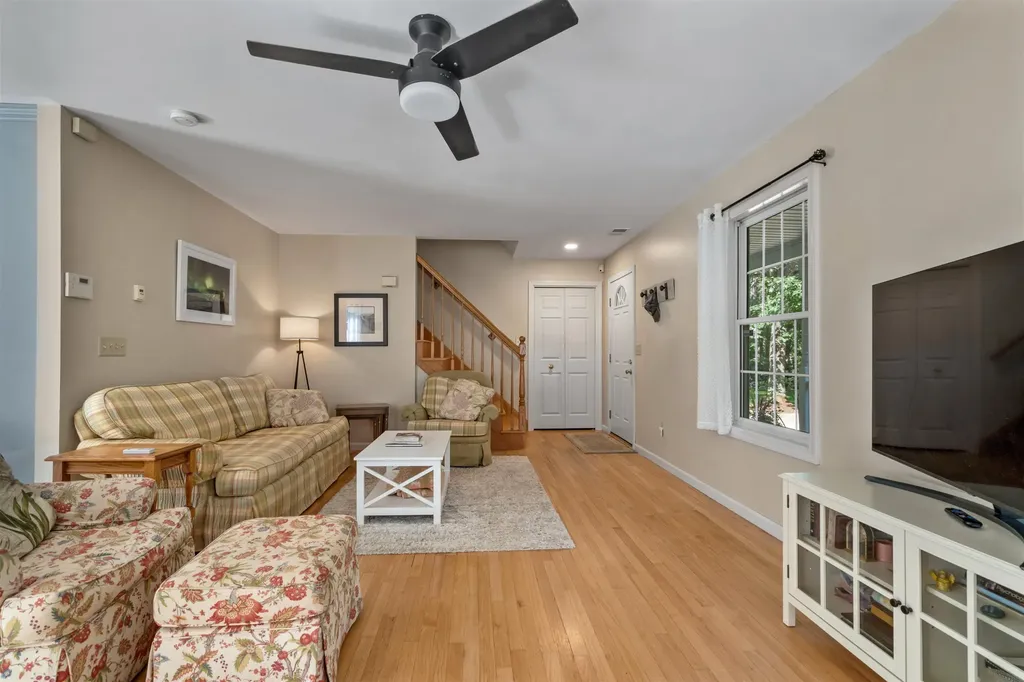 124 Riverwood Circle Effingham NH 03882