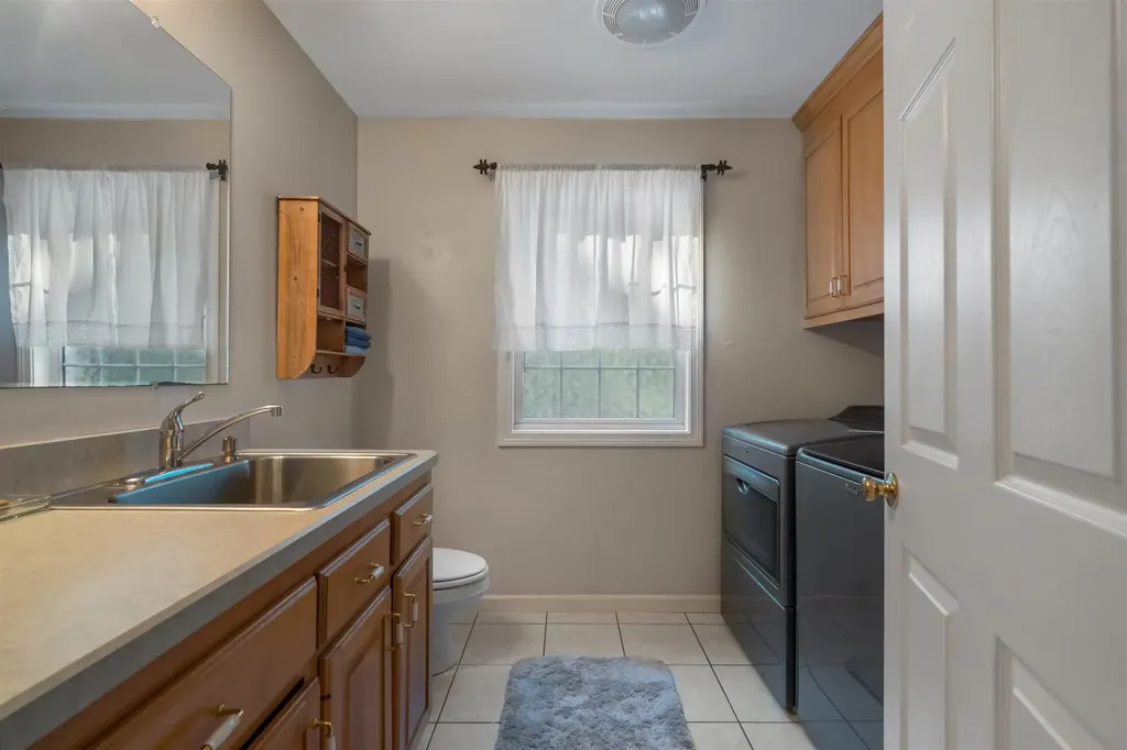 124 Riverwood Circle Effingham NH 03882