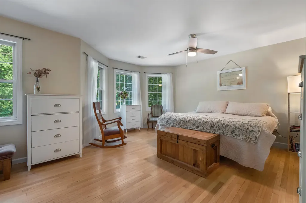 124 Riverwood Circle Effingham NH 03882