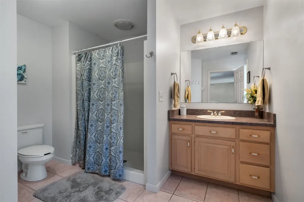 124 Riverwood Circle Effingham NH 03882