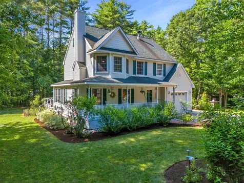 124 Riverwood Circle Effingham NH 03882
