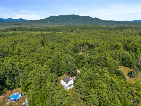 124 Riverwood Circle Effingham NH 03882