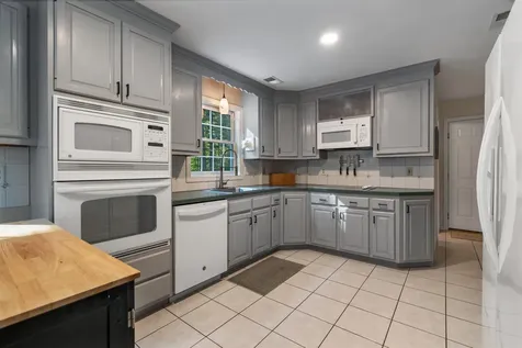 124 Riverwood Circle Effingham NH 03882