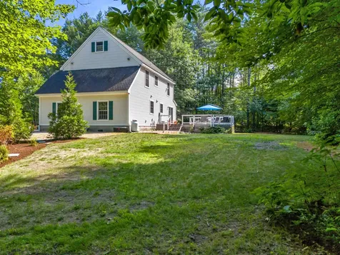 124 Riverwood Circle Effingham NH 03882