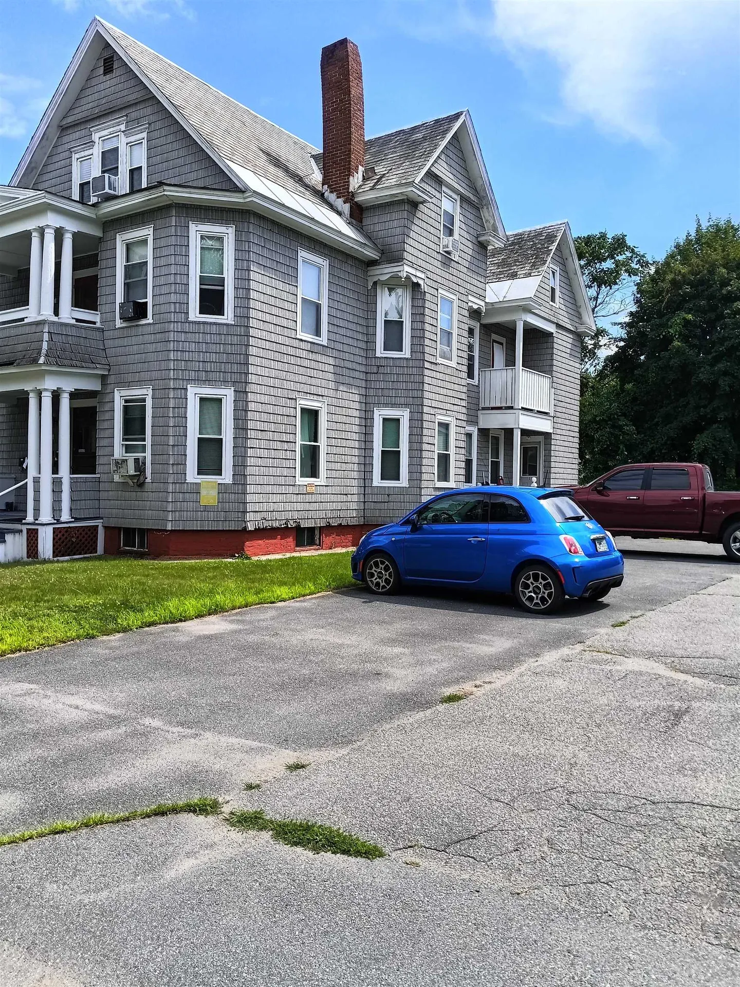 126 Oak Grove Avenue Brattleboro VT 05301