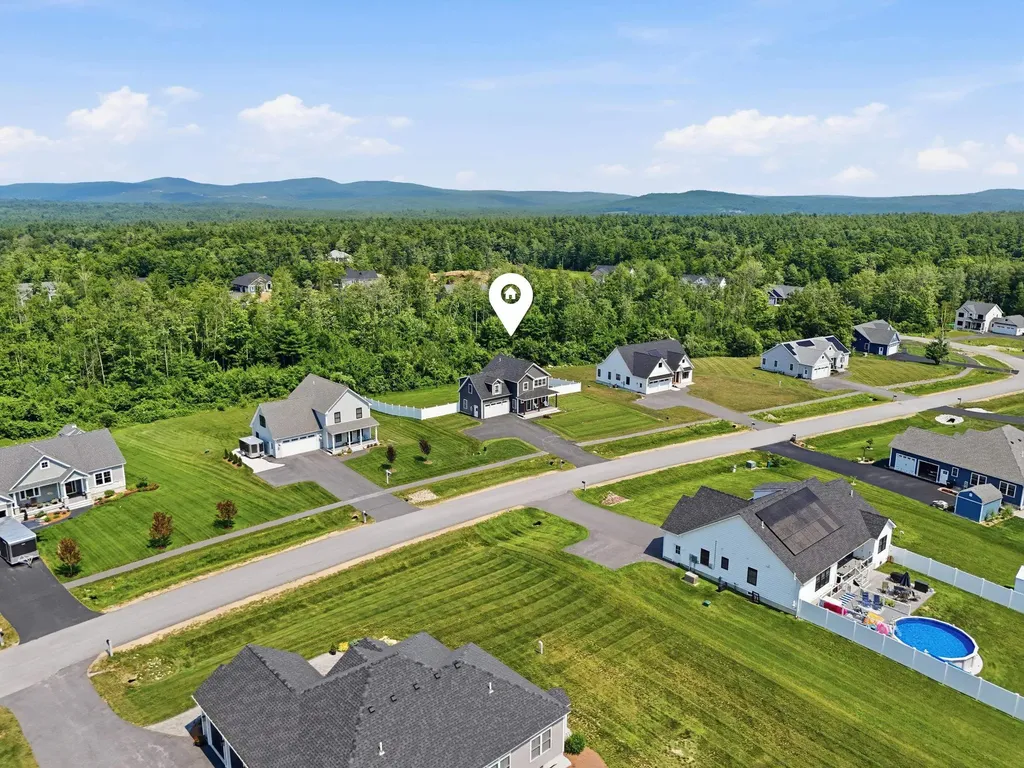418 Blane Circle Pembroke NH 03275