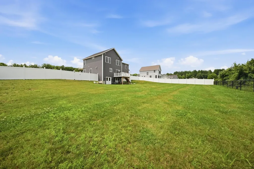 418 Blane Circle Pembroke NH 03275