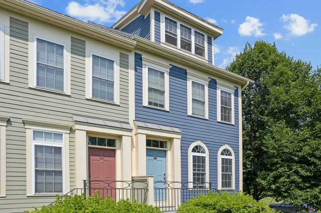 106 Barrister Drive Hartford VT 05001