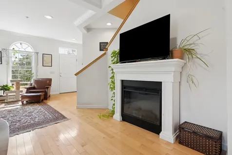 106 Barrister Drive Hartford VT 05001
