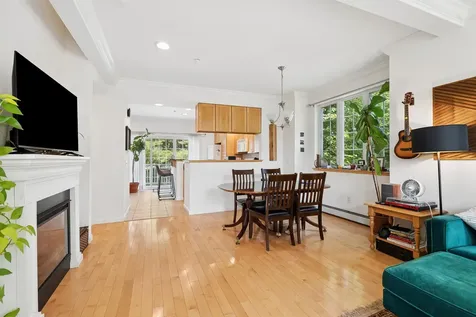106 Barrister Drive Hartford VT 05001