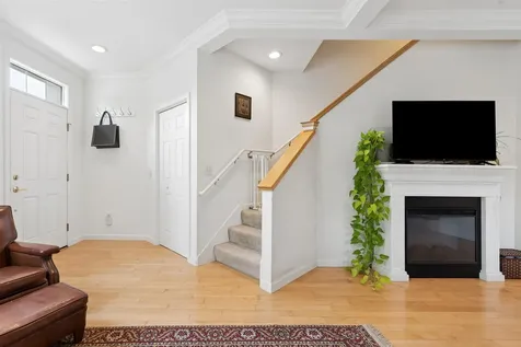 106 Barrister Drive Hartford VT 05001