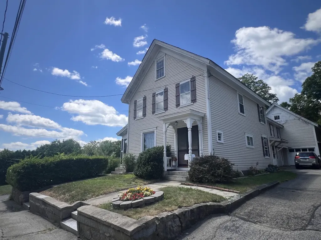 556 Main Street Farmington NH 03835